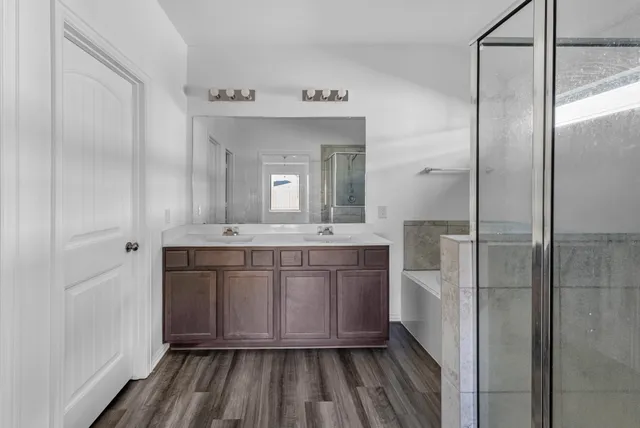 $2,000 | 15918 Tug Court, Crosby, TX 77532