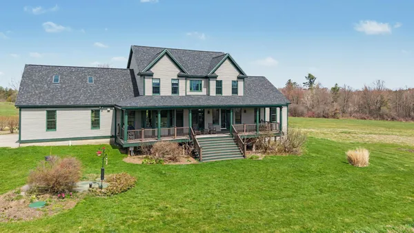 $1,375,000 | 4517 Oak Hill Road, Williston, VT 05495