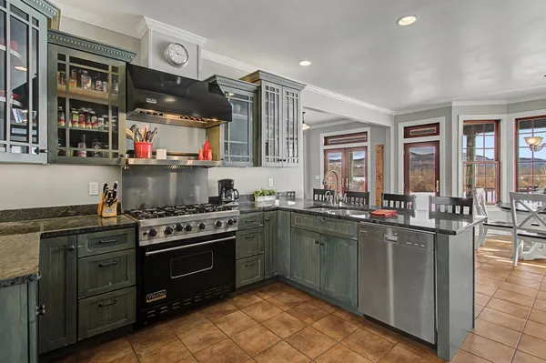 $1,375,000 | 4517 Oak Hill Road, Williston, VT 05495