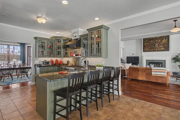 $1,375,000 | 4517 Oak Hill Road, Williston, VT 05495