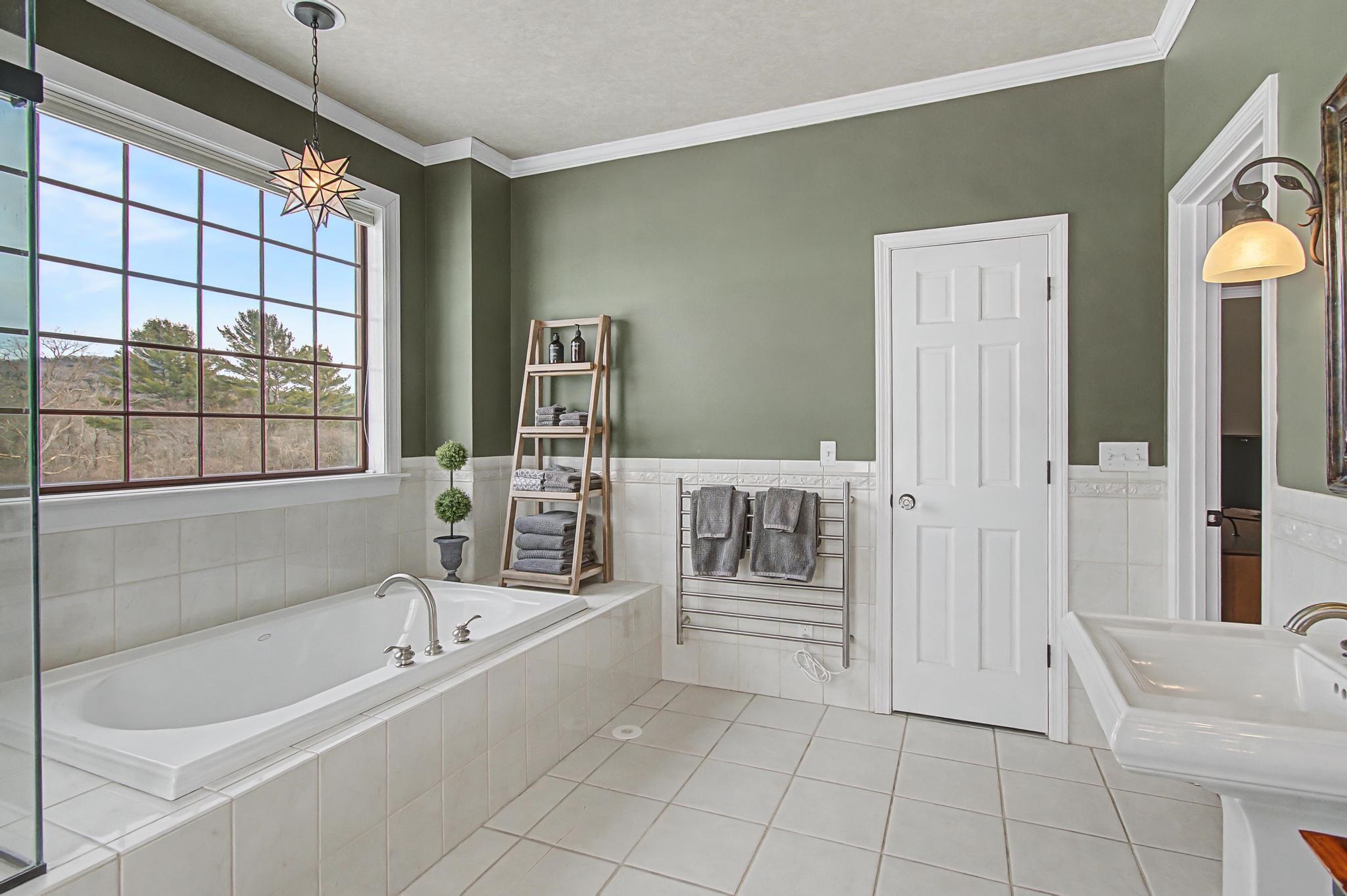 4517 Oak Hill Road Williston, VT 05495 - Photo 24 of 60