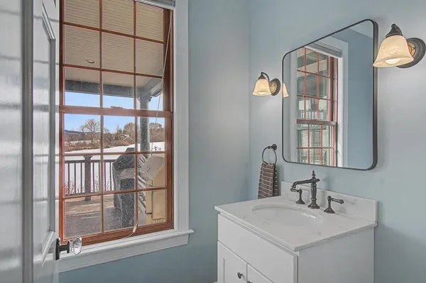 $1,375,000 | 4517 Oak Hill Road, Williston, VT 05495