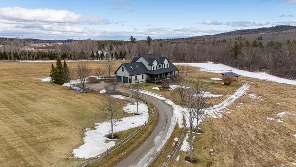 $1,375,000 | 4517 Oak Hill Road, Williston, VT 05495
