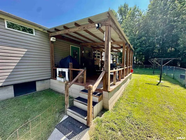 a view of deck with patio