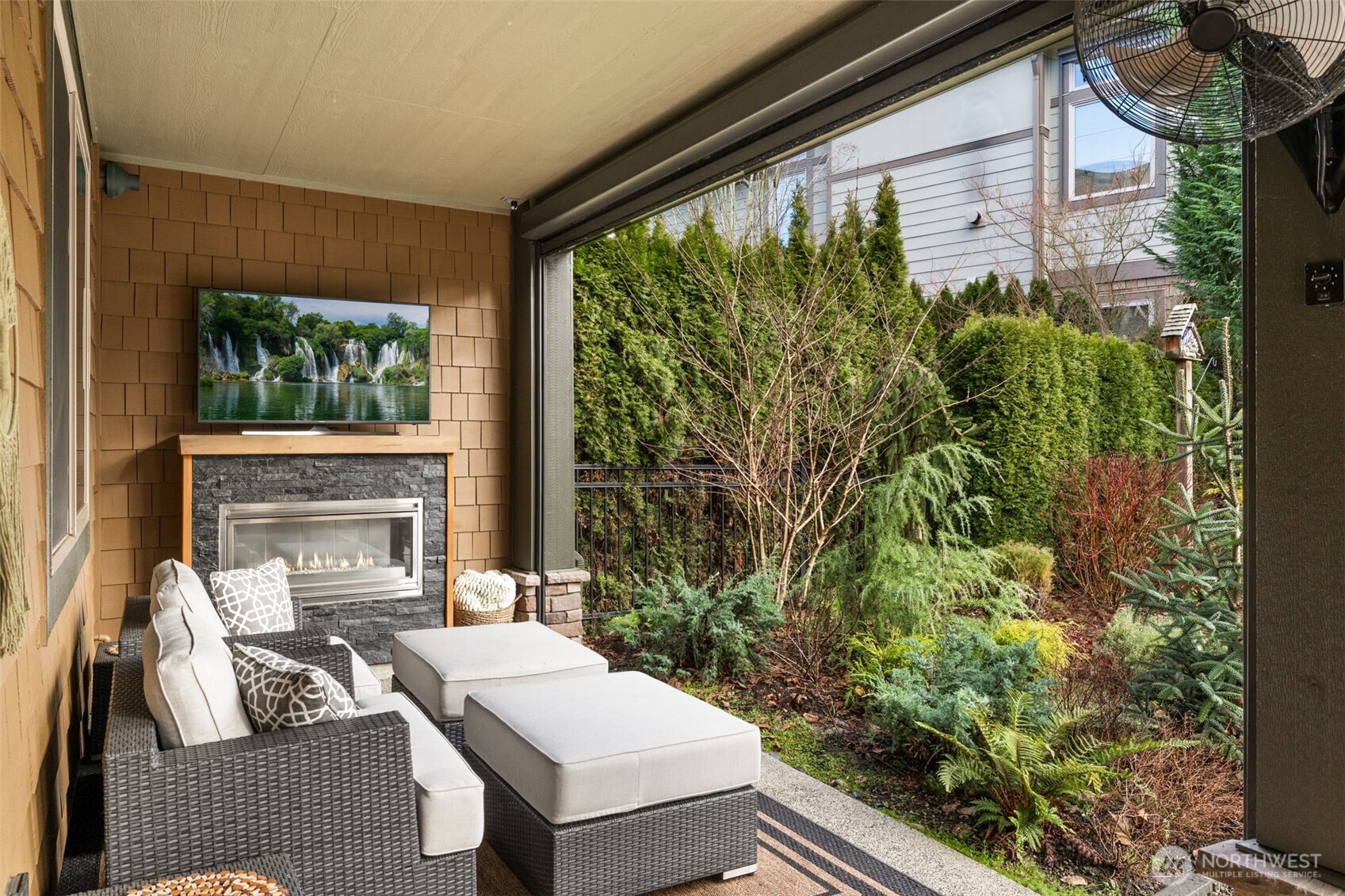 1213 North 41st Place Renton, WA 98056 - Photo 27 of 40