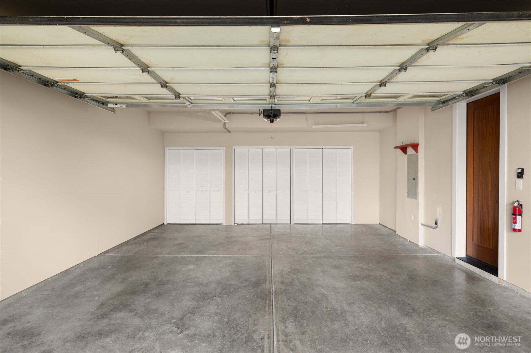 1213 North 41st Place Renton, WA 98056 - Photo 6 of 40