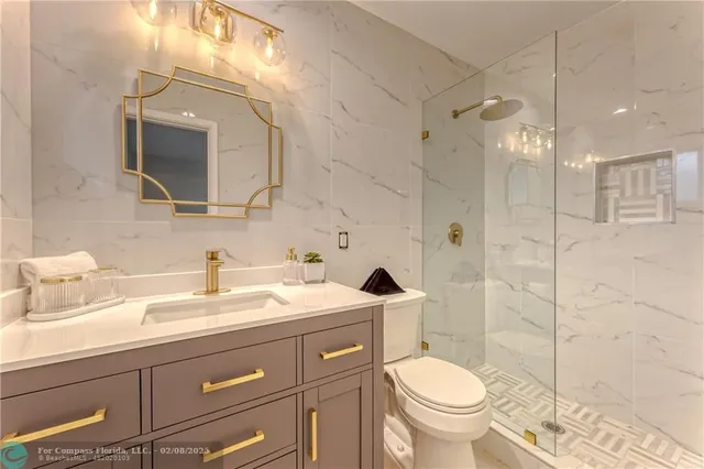 $9,995 | 1984 Sailfish Place, Lauderdale-by-the-Sea, FL 33062