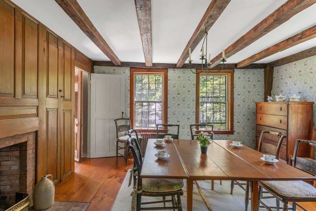 417 Commerce Road Barnstable, MA 02630 - Photo 12 of 36