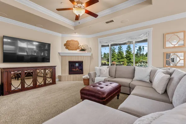 $725,000 | 180 Trek Lane, Redding, CA 96003