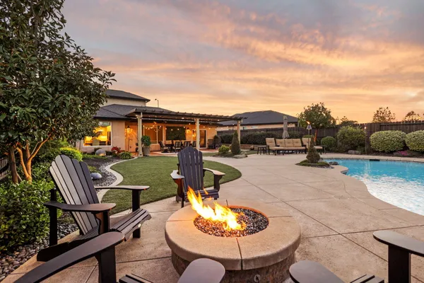 $725,000 | 180 Trek Lane, Redding, CA 96003