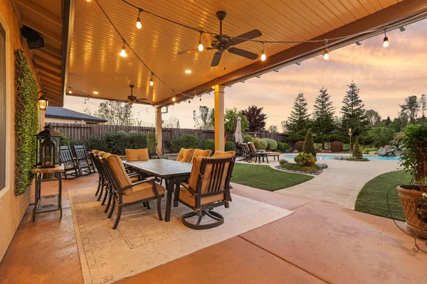 $725,000 | 180 Trek Lane, Redding, CA 96003