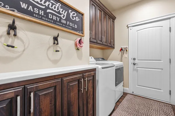 $725,000 | 180 Trek Lane, Redding, CA 96003