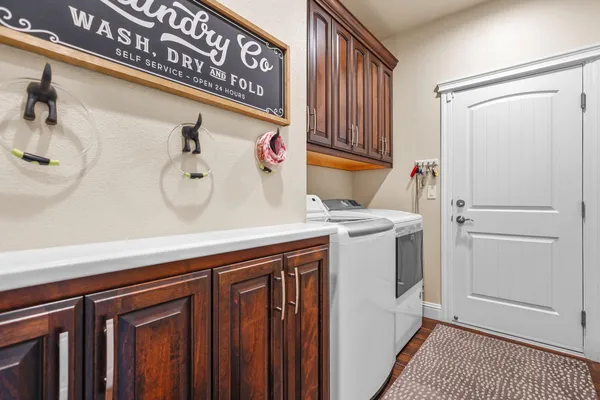 $725,000 | 180 Trek Lane, Redding, CA 96003