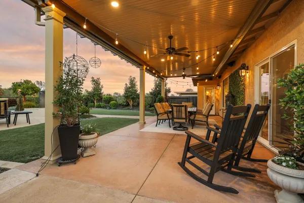 $725,000 | 180 Trek Lane, Redding, CA 96003