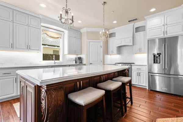 $725,000 | 180 Trek Lane, Redding, CA 96003