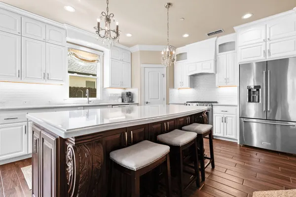 $725,000 | 180 Trek Lane, Redding, CA 96003