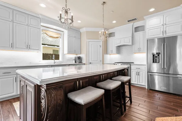 $725,000 | 180 Trek Lane, Redding, CA 96003