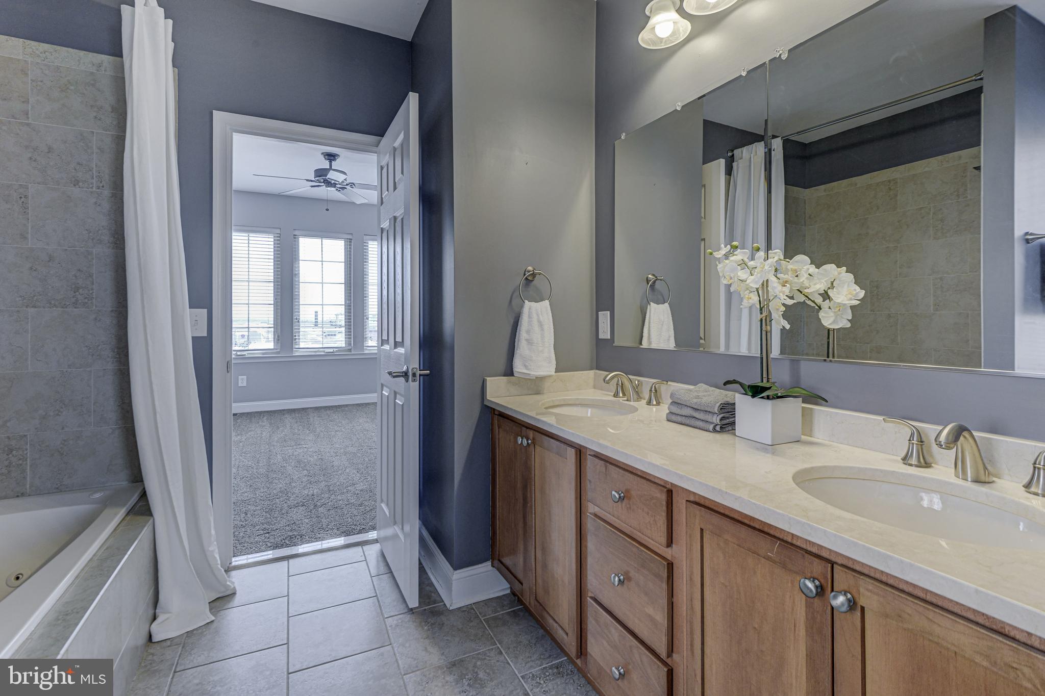 1016 South Conkling Street, Unit A Baltimore, MD 21224 - Photo 39 of 50 Full Bath #2