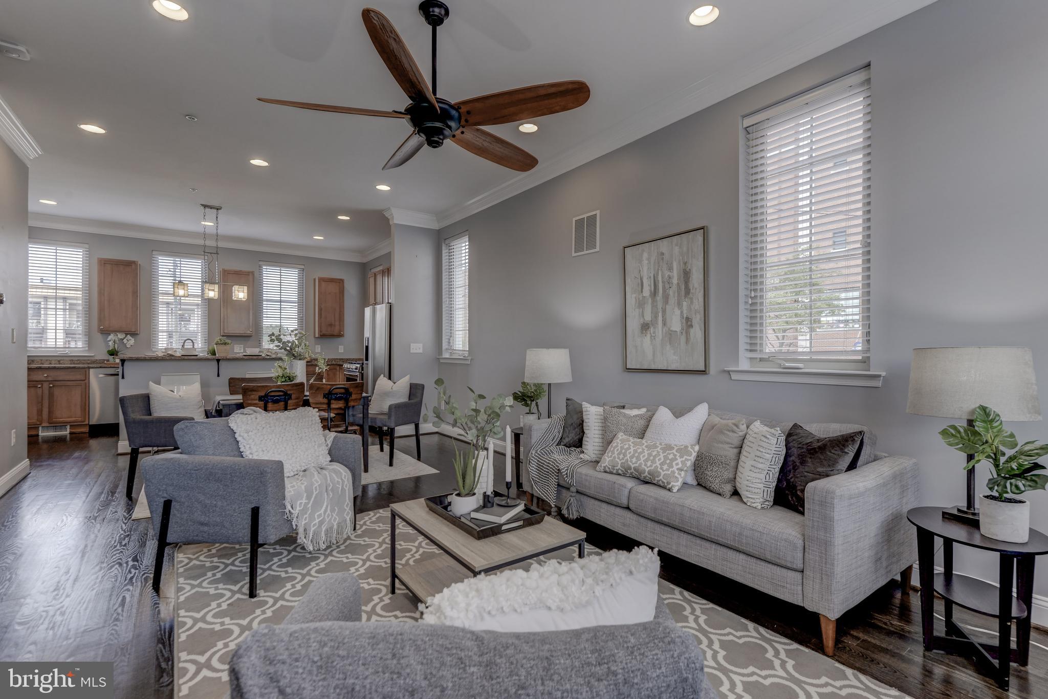 1016 South Conkling Street, Unit A Baltimore, MD 21224 - Photo 9 of 50 Living Room