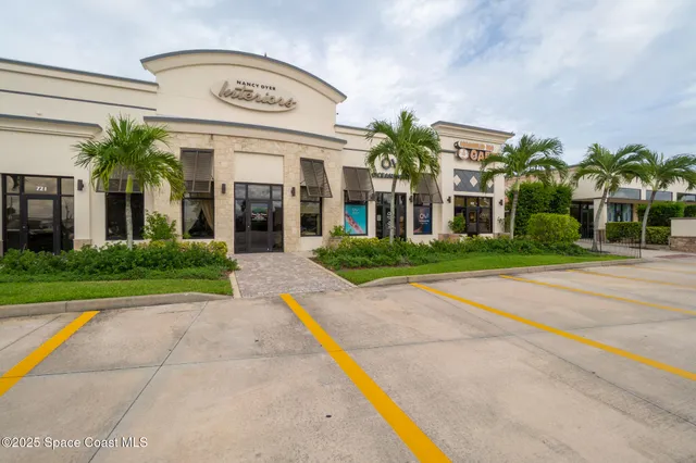 $349,999 | 737 Palm Springs Circle, Indian Harbour Beach, FL 32937