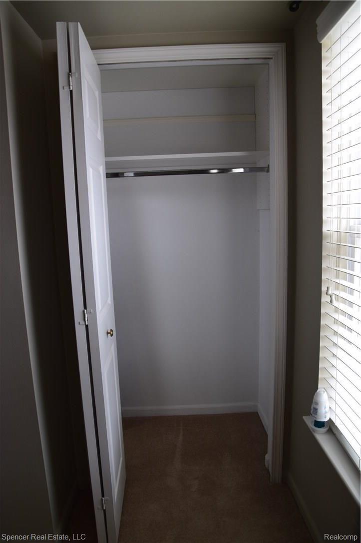 1665 Huntington Park Rochester, MI 48309 - Photo 31 of 39 Custom California Closet 2.