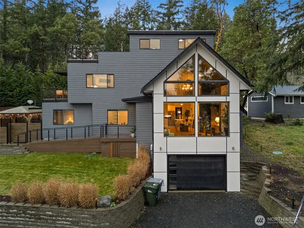 $1,175,000 | 18909 115th Street Northwest, Gig Harbor, WA 98329