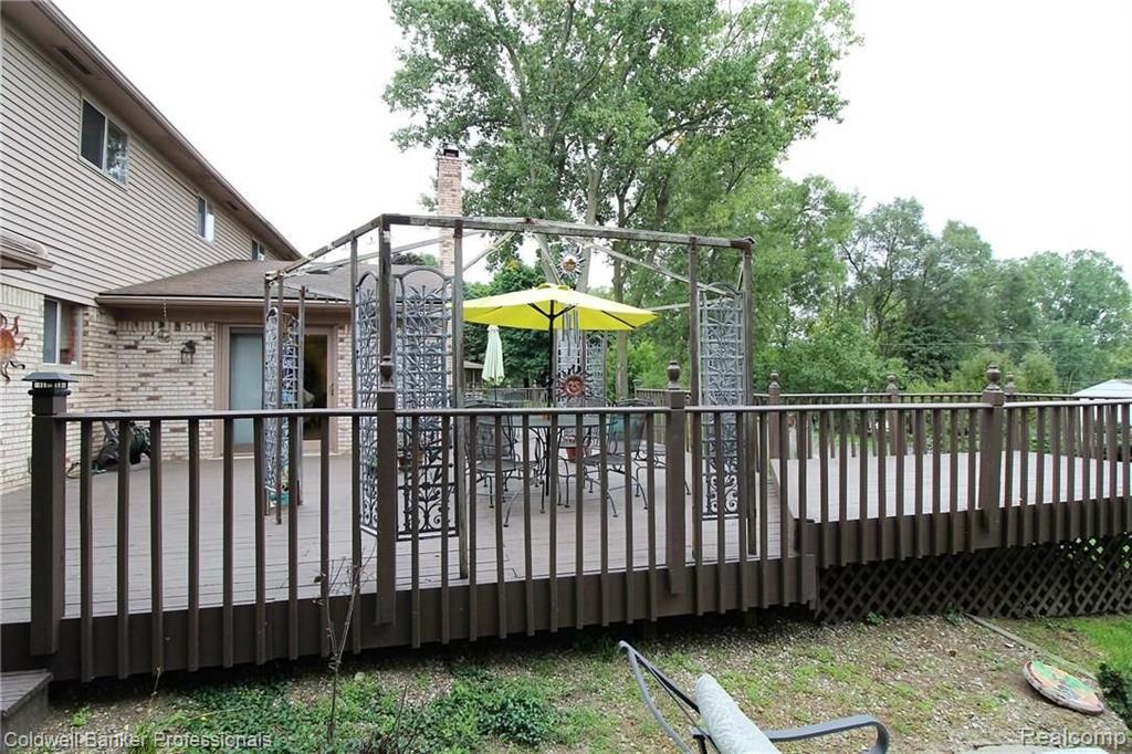 787 Dutton Road Rochester Hills, MI 48306 - Photo 39 of 41
