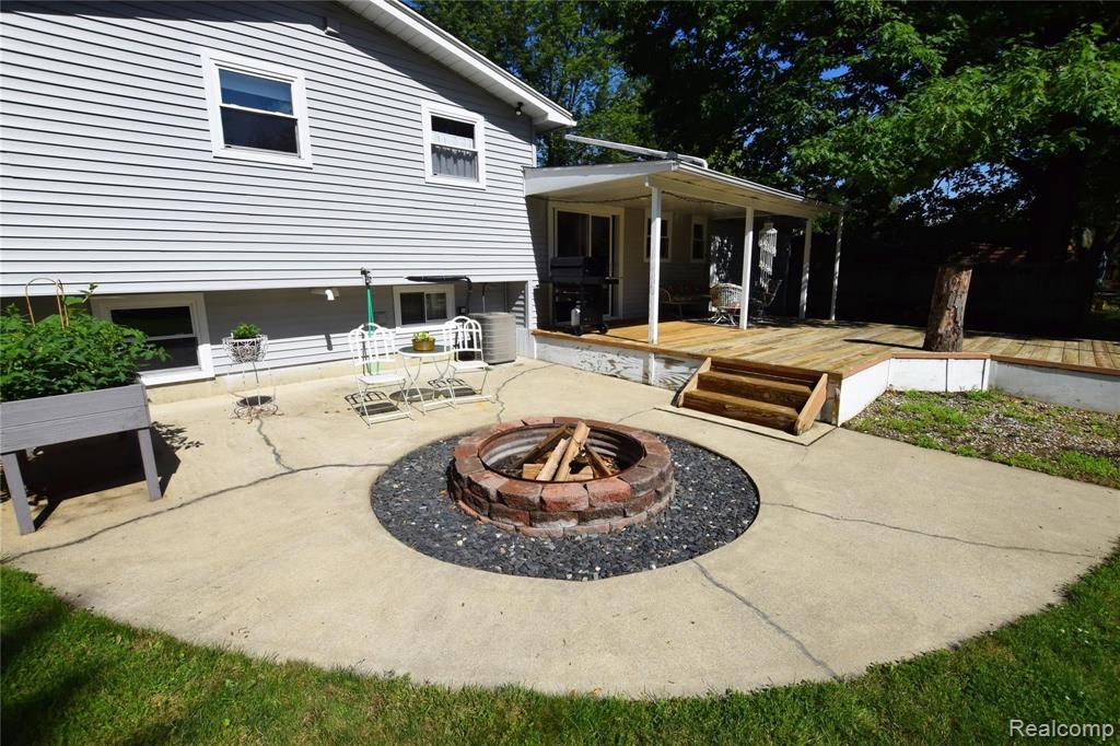 13255 Torrey Road Fenton, MI 48430 - Photo 16 of 18