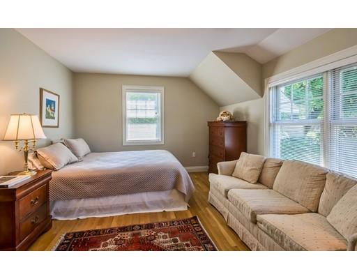 4 Monroe Road Marblehead, MA 01945 - Photo 26 of 37