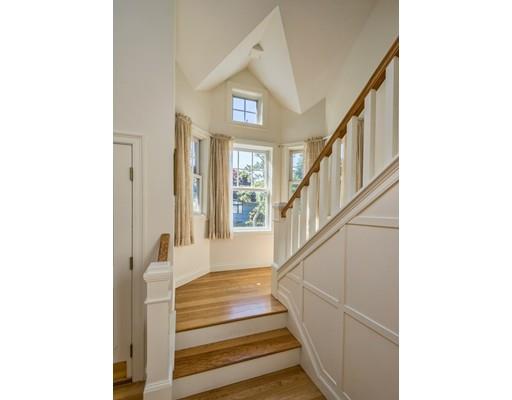 4 Monroe Road Marblehead, MA 01945 - Photo 9 of 37