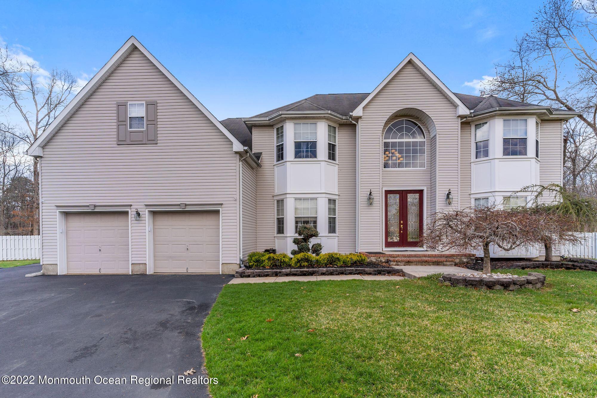 002_8_Mitchell_Lane_372784_697394