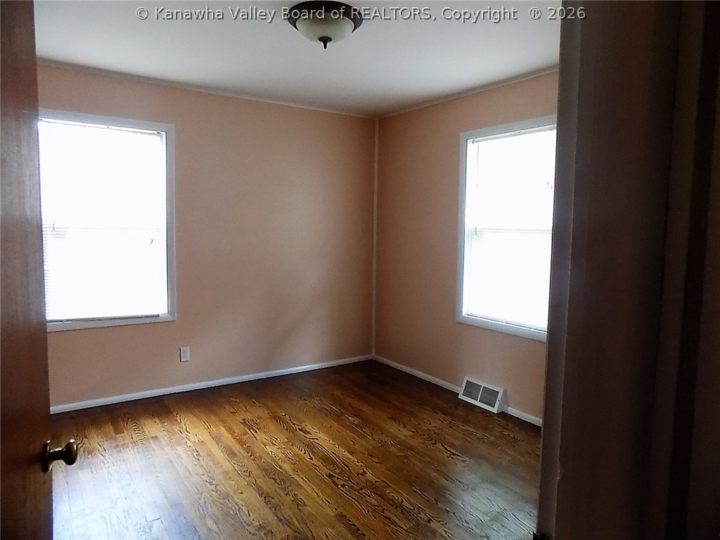 834 Walters Road Charleston, WV 25314 - Photo 6 of 12 Gallery Image 6