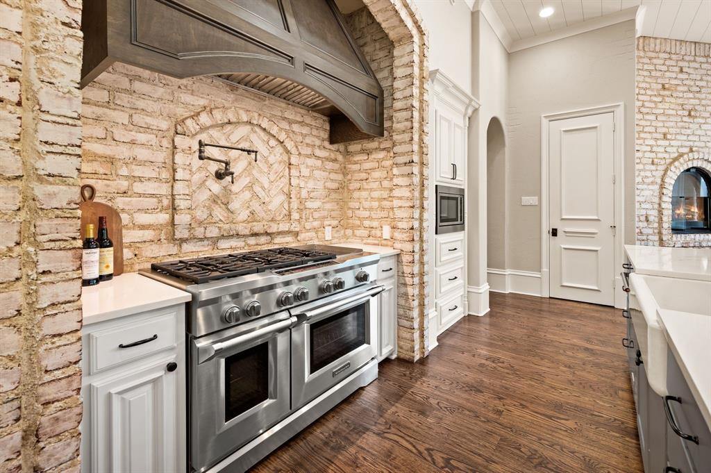 1609 Noble Way Flower Mound, TX 75022 - Photo 11 of 40