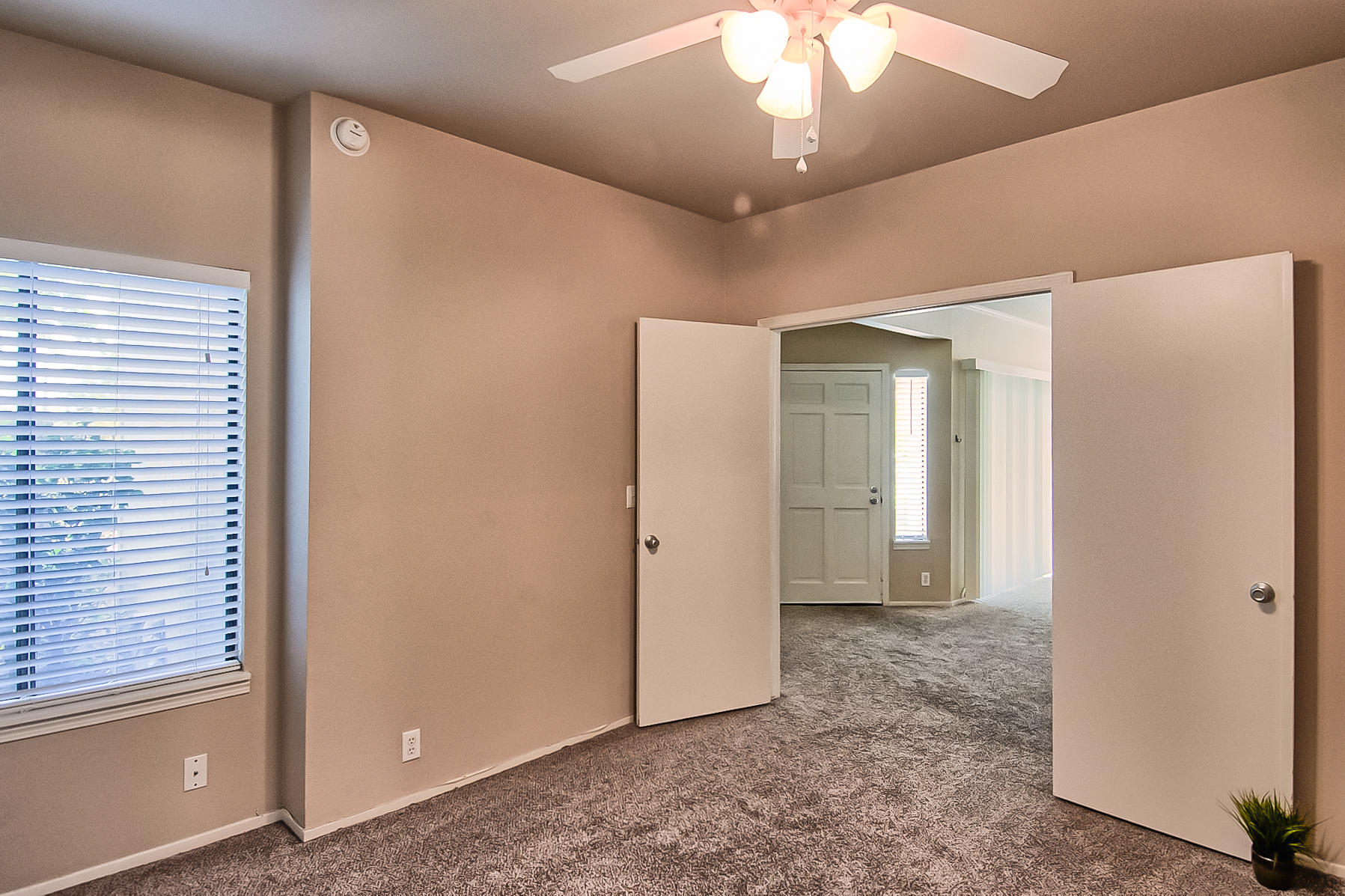 211 Ridgetop Drive, Unit 112 Redding, CA 96003 - Photo 12 of 25 ridge crest-113