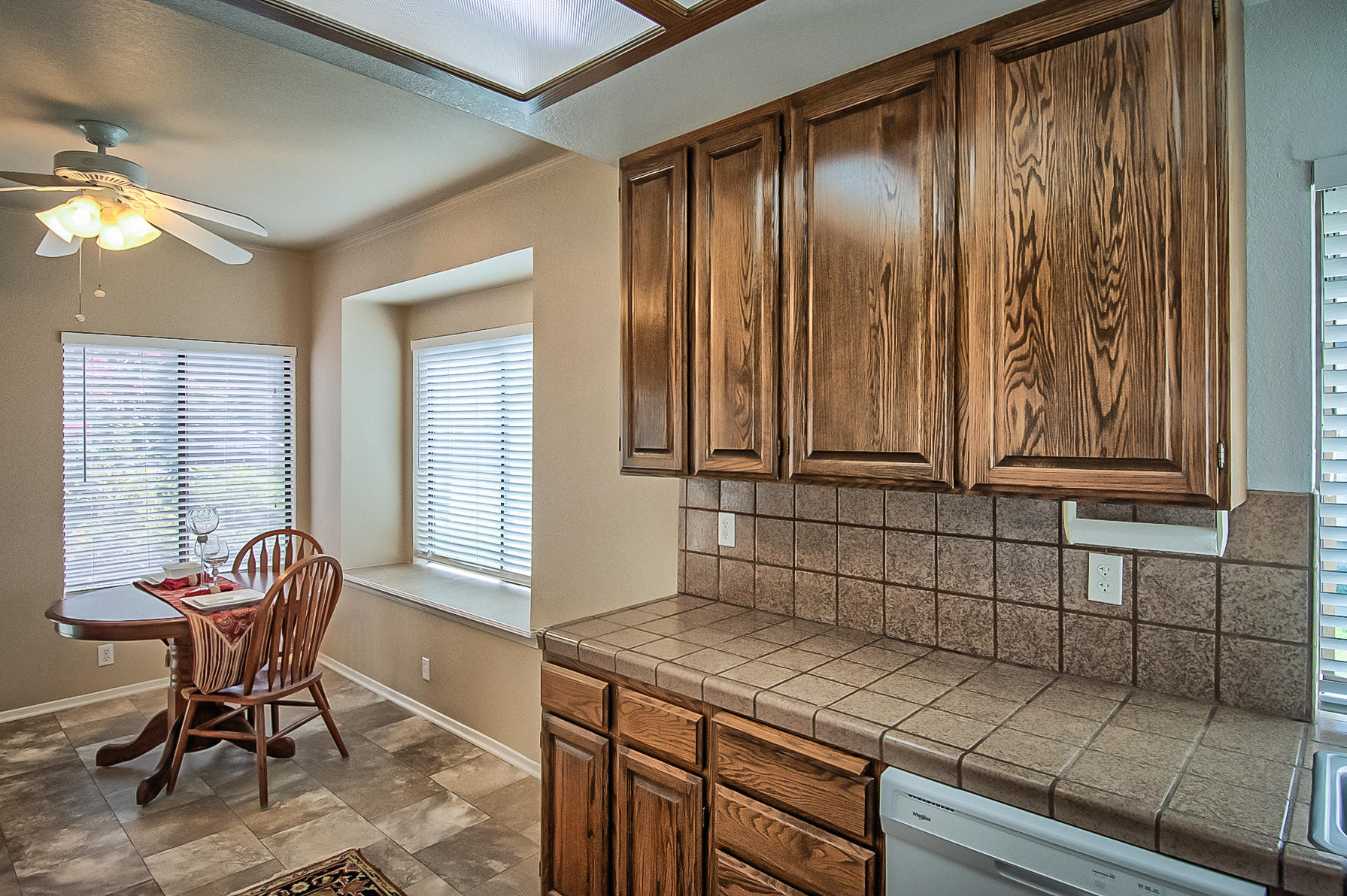 211 Ridgetop Drive, Unit 112 Redding, CA 96003 - Photo 9 of 25 ridge crest-110