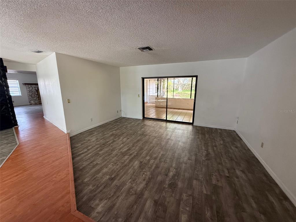 5312 Suwannee Road Weeki Wachee, FL 34607 - Photo 7 of 20