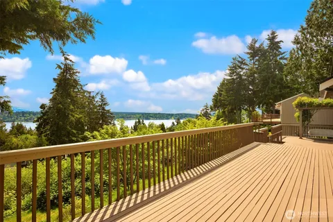 $974,998 | 8226 Granite Drive Northwest, Gig Harbor, WA 98329