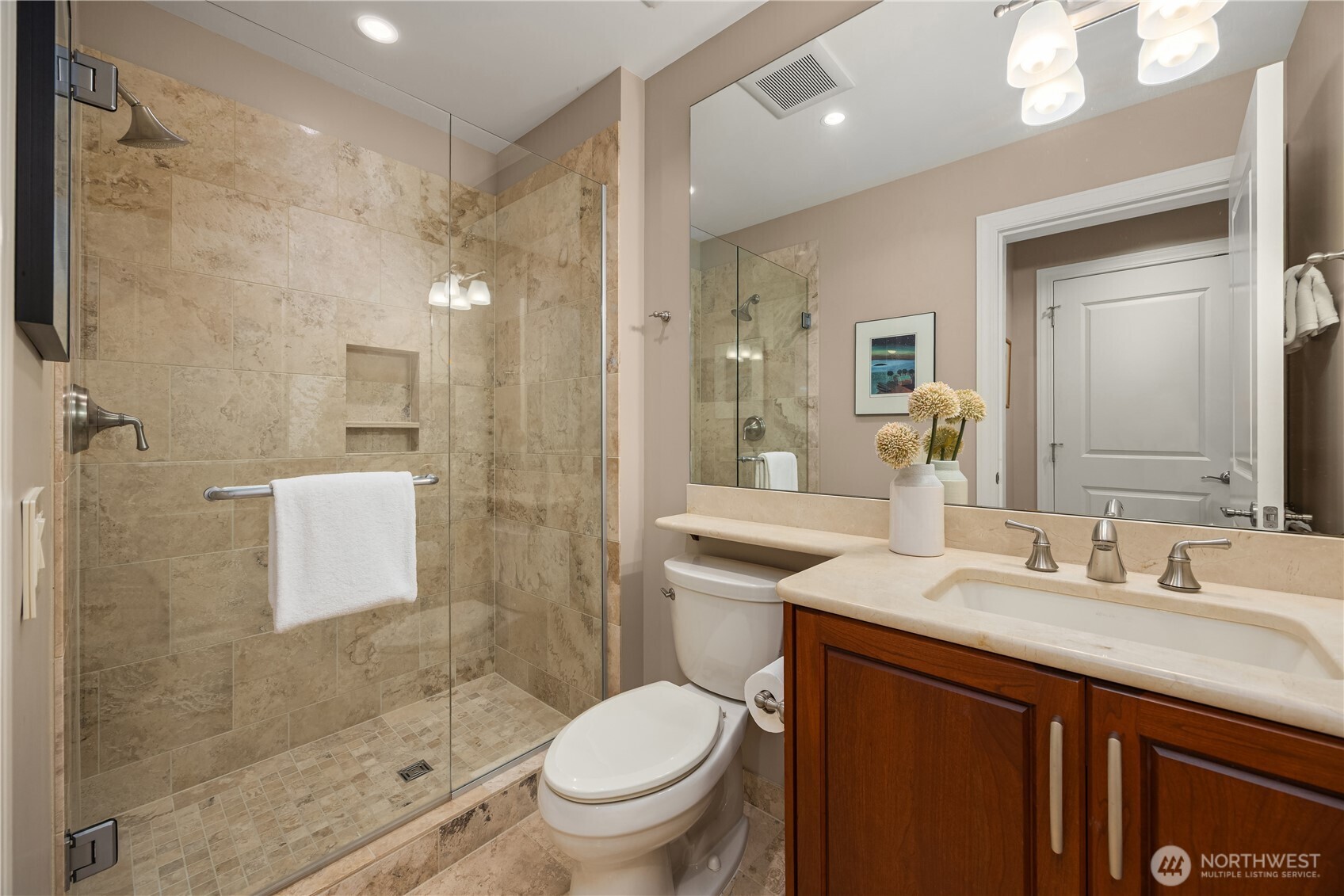 1185 Broadway East, Unit 5 Seattle, WA 98102 - Photo 26 of 37