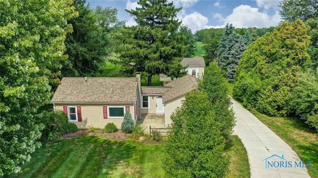 5301 Brown Road Oregon, OH 43616 - Photo 2 of 38 Gallery Image 2