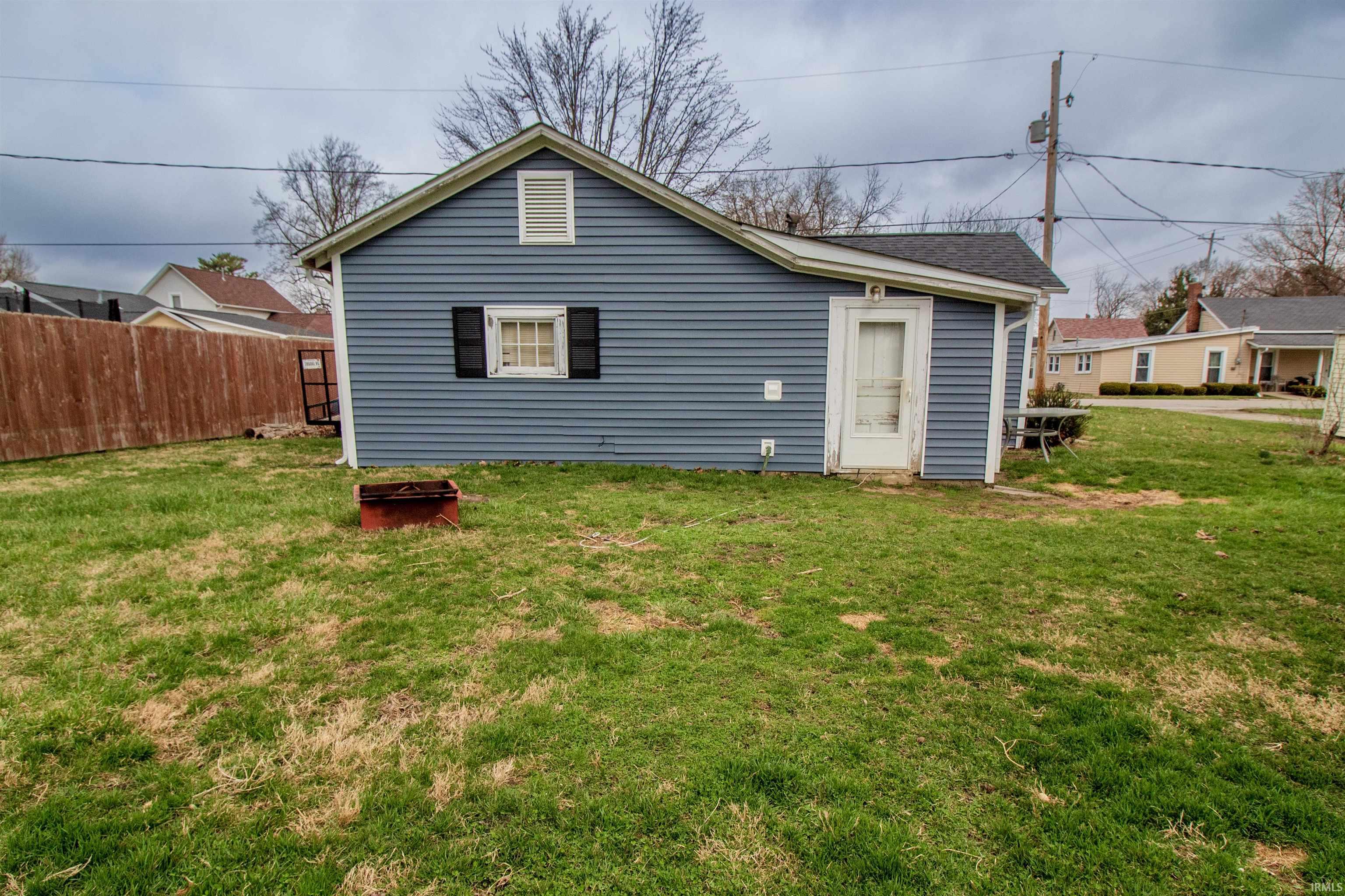 401 George Street Winchester, IN 47394 - Photo 18 of 20