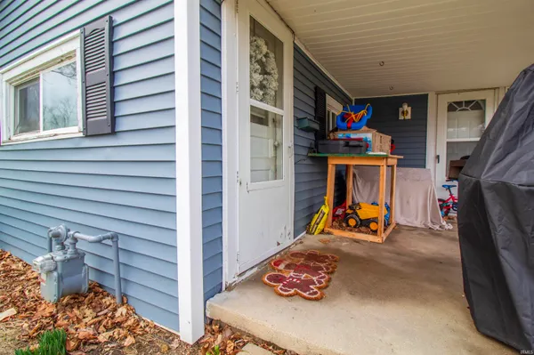 $69,900 | 401 George Street, Winchester, IN 47394