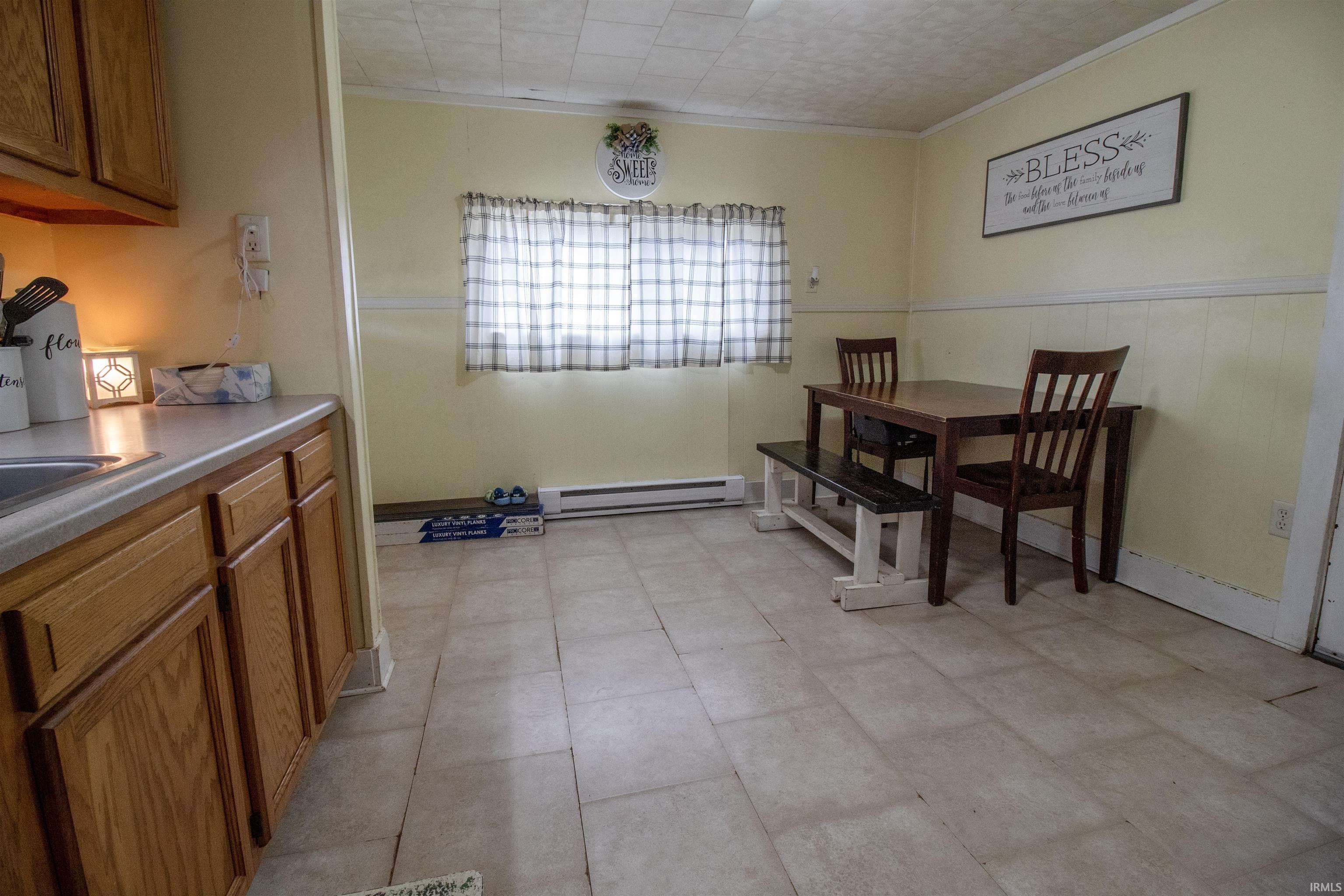 401 George Street Winchester, IN 47394 - Photo 6 of 20