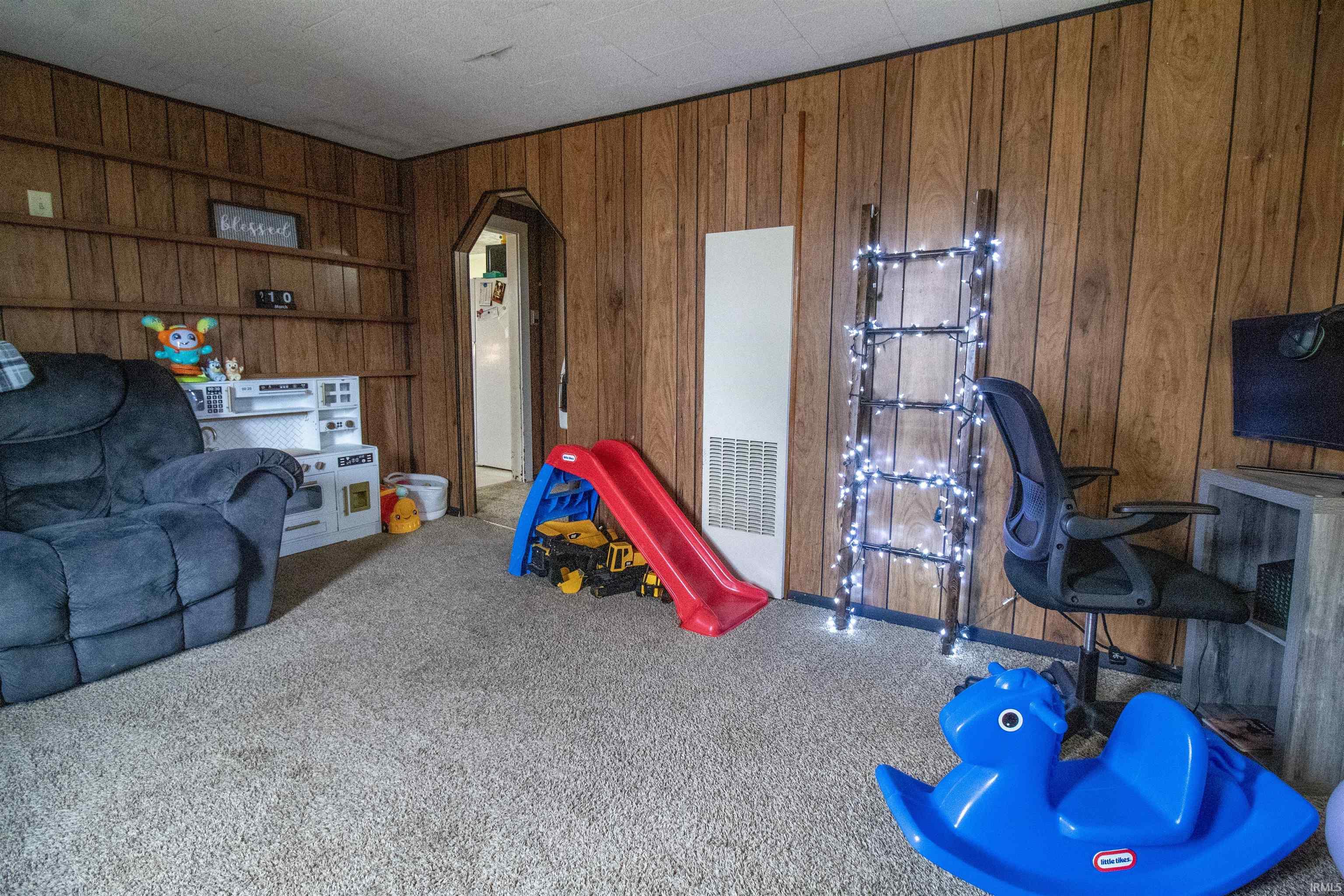 401 George Street Winchester, IN 47394 - Photo 9 of 20