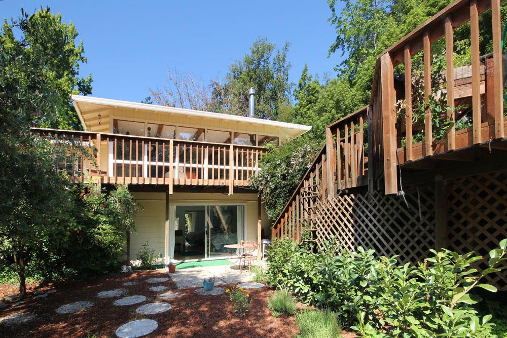 1 Oak Road Santa Cruz, CA 95060 - Photo 2 of 25 a front view of a house with a garden