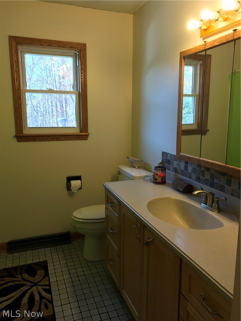 4385 Hattrick Road Rootstown, OH 44272 - Photo 16 of 29 Main bathrm w/ tub/shower