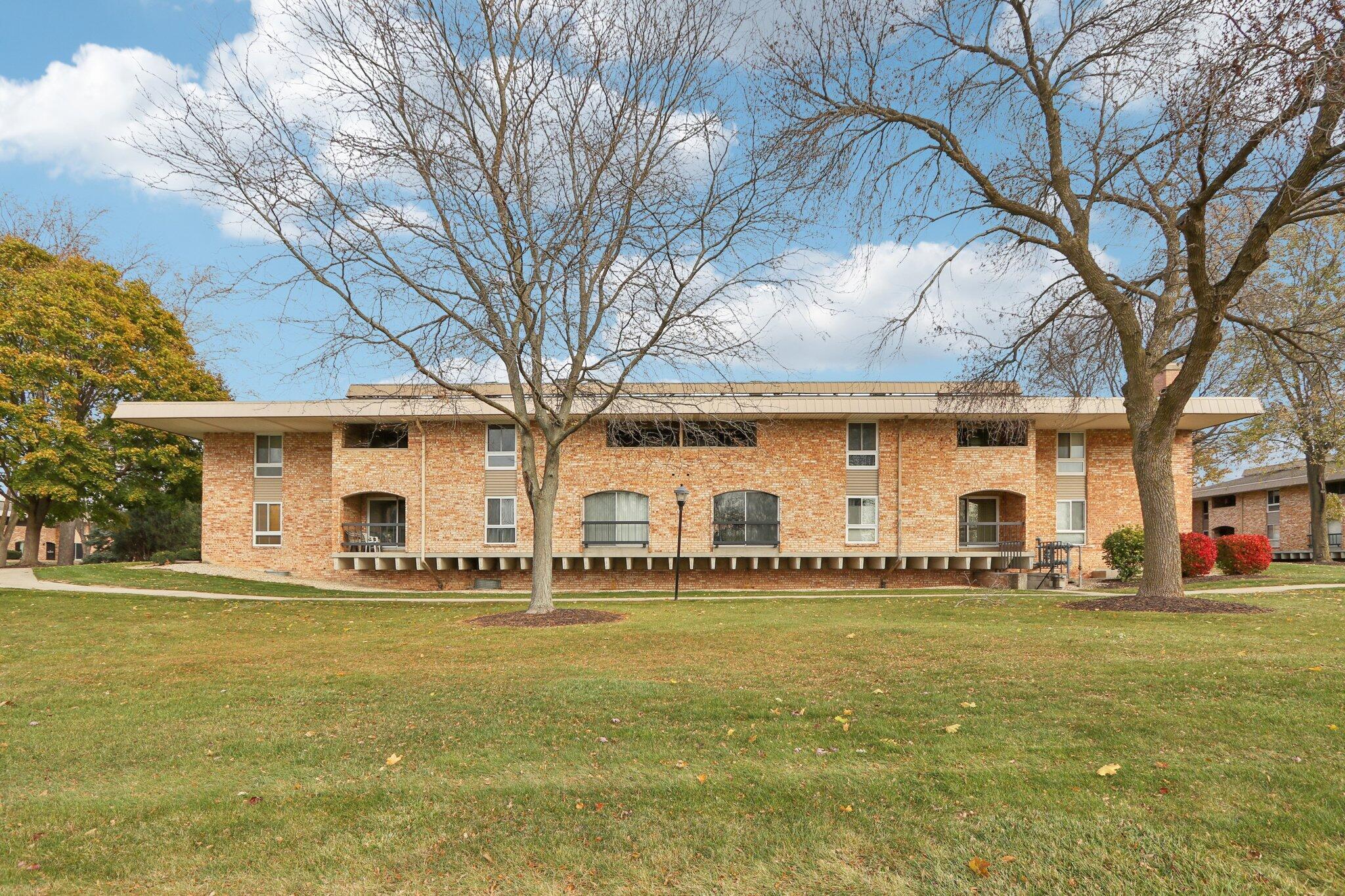 11937 West Appleton Avenue, Unit 20 Milwaukee, WI 53224 - Photo 34 of 38 Exterior