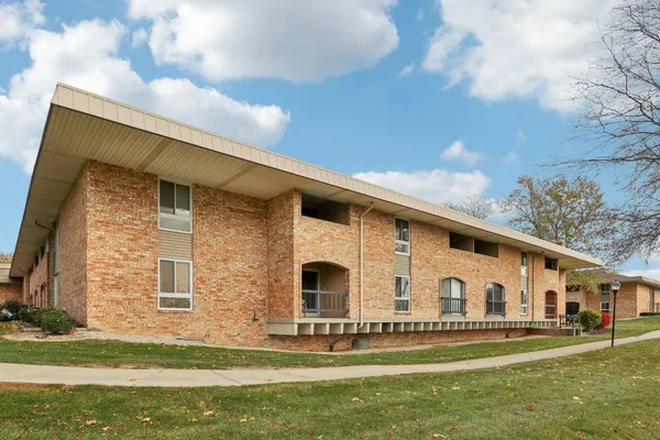 $115,000 | 11937 West Appleton Avenue, Unit 20, Milwaukee, WI 53224