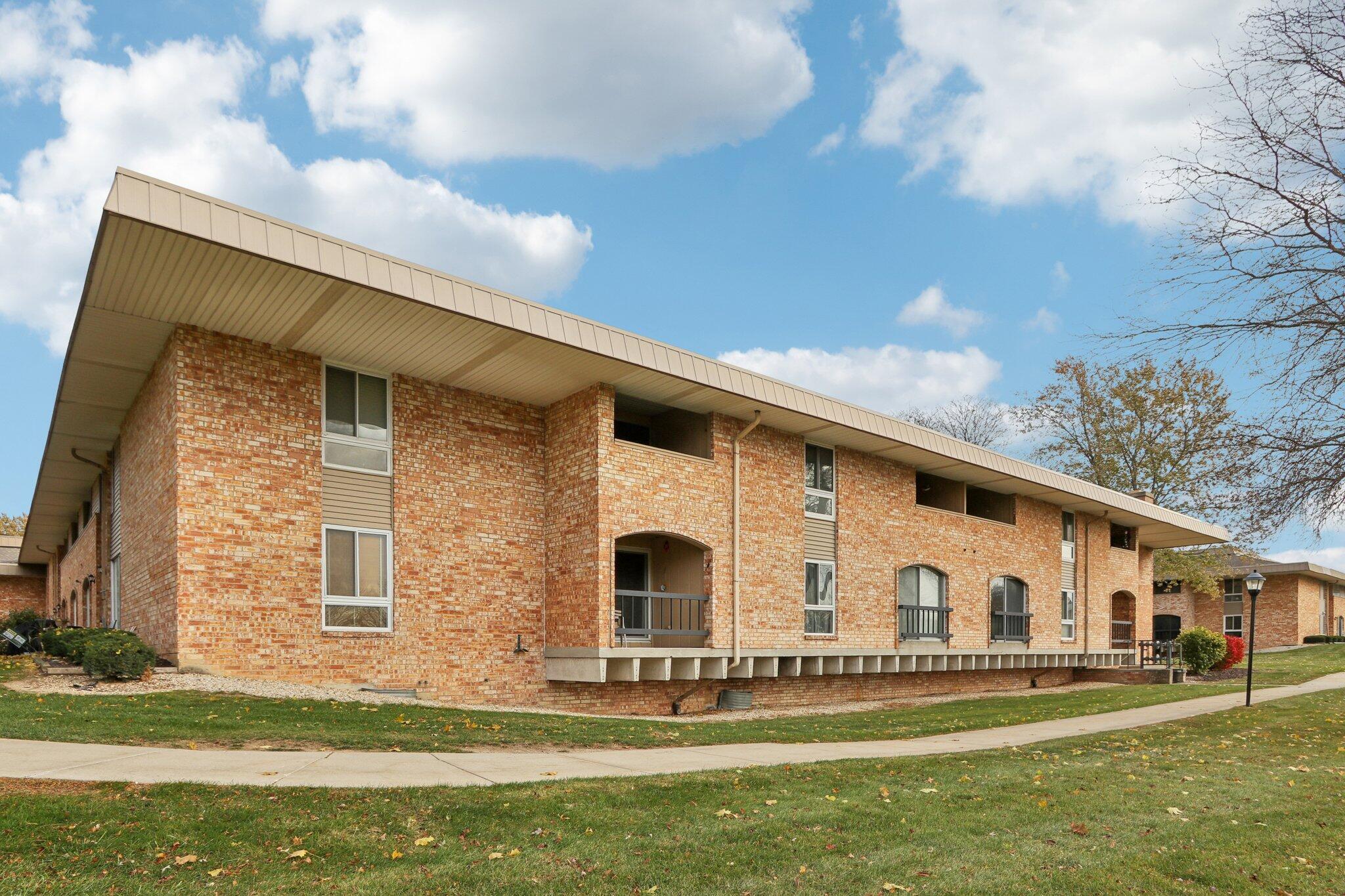 11937 West Appleton Avenue, Unit 20 Milwaukee, WI 53224 - Photo 36 of 38 Exterior