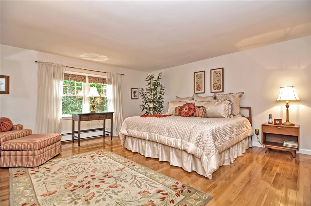 78 Torrey Road Cumberland, RI 02864 - Photo 12 of 28