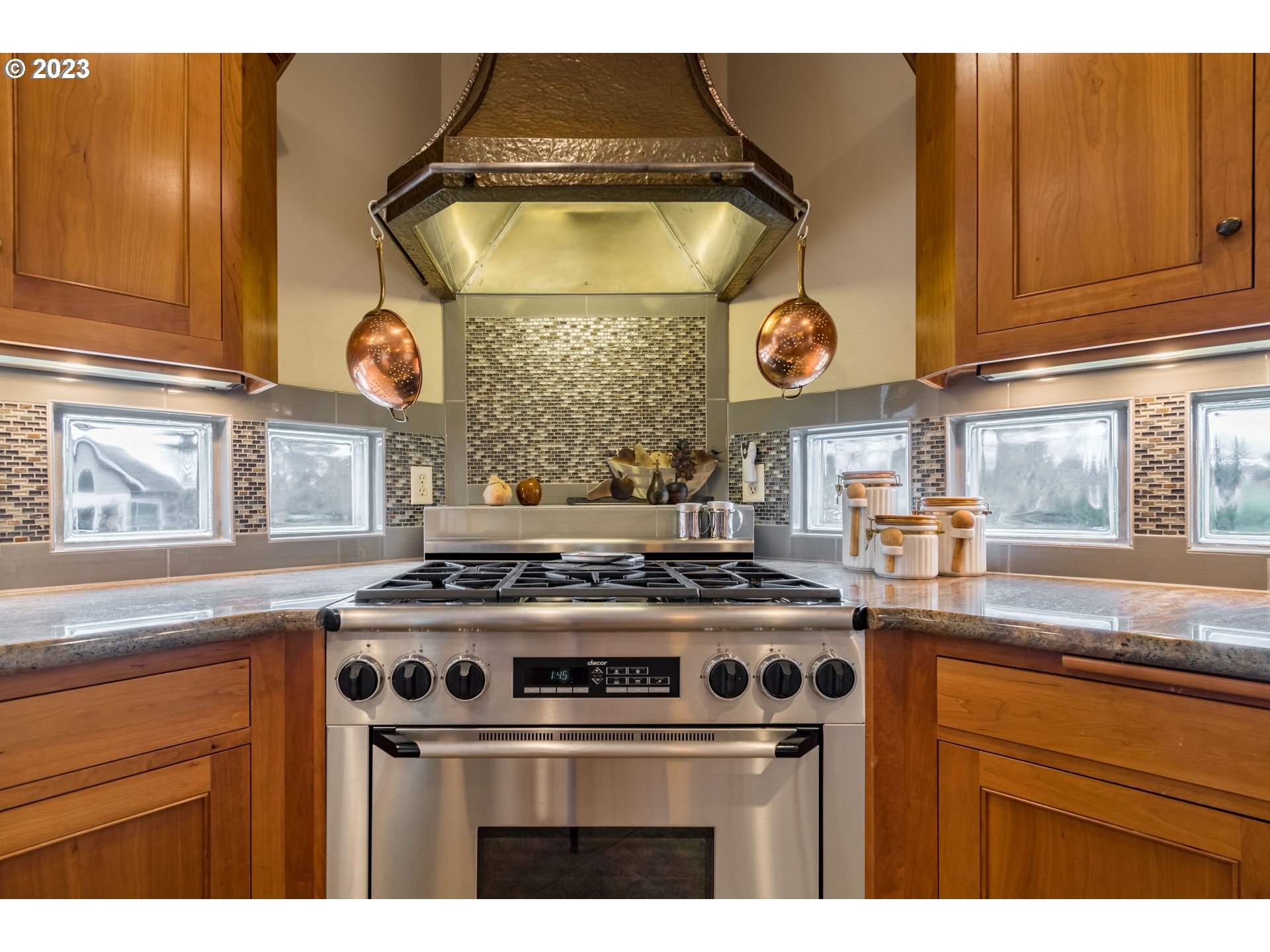 1247 Crenshaw Road Eugene, OR 97401 - Photo 14 of 48 Gallery Image 14